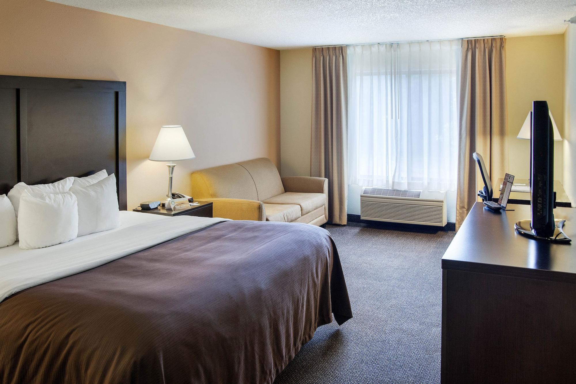 Quality Inn & Suites Niles ภายนอก รูปภาพ